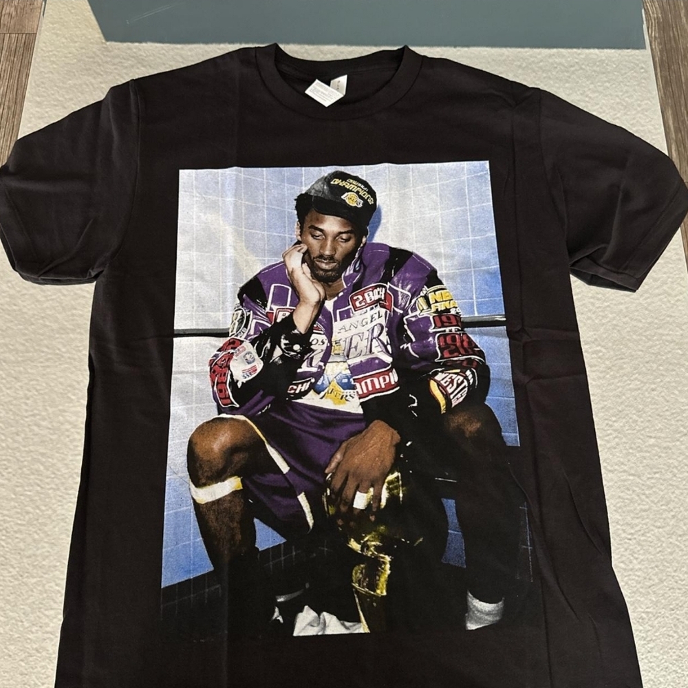 Pro Dada Kobe vintage Tee  Men's Black T-shirt Size Medium